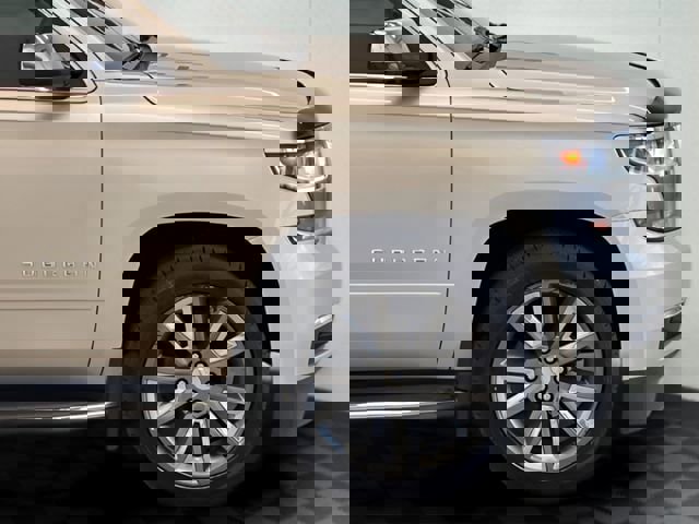 Used 2015 Chevrolet Suburban LTZ image 6