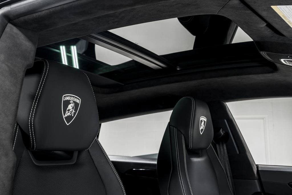 Used 2024 Lamborghini Urus S image 44