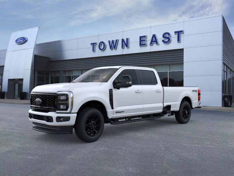 New 2026 Ford F350 Lariat w/ Black Appearance Package
