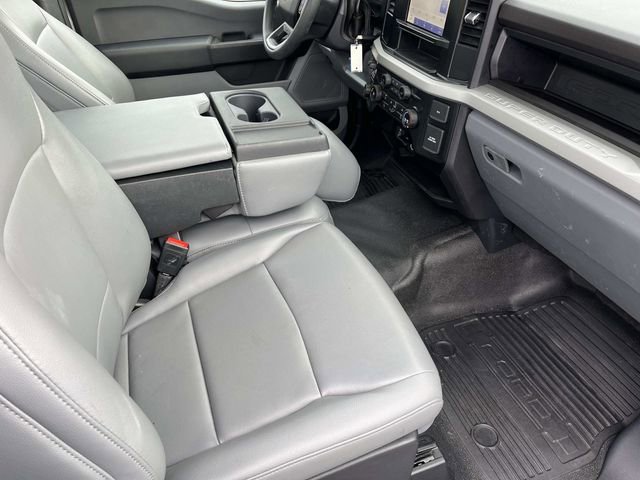 Used 2024 Ford F350 XL w/ 360-Degree Camera Package AWD/4WD image 21