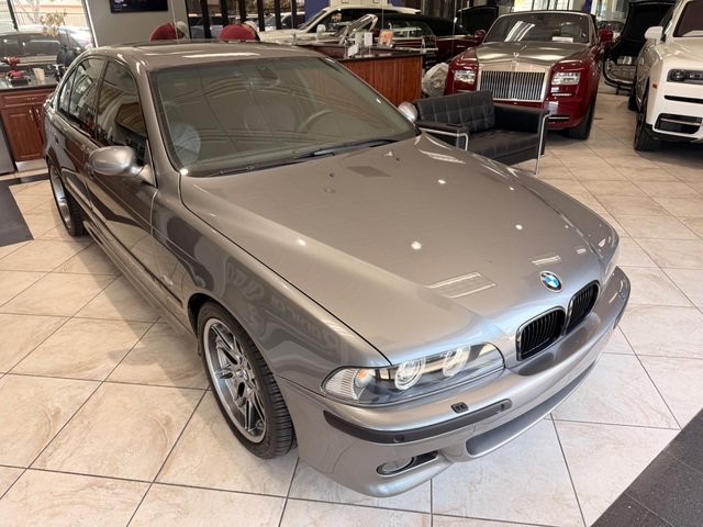 Used 2002 BMW M5 RWD image 3