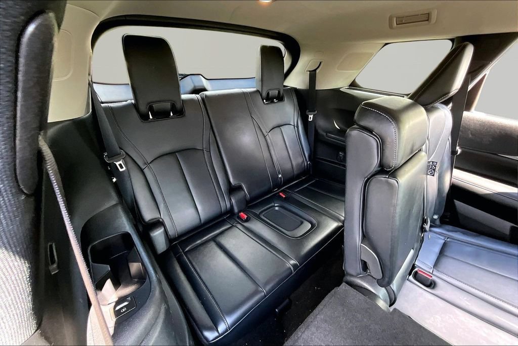 Used 2023 INFINITI QX60 Luxe w/ Performance Audio Package AWD/4WD image 21