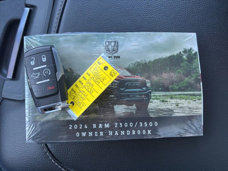 Used 2024 RAM 2500 Laramie w/ Safety Group AWD/4WD image 20