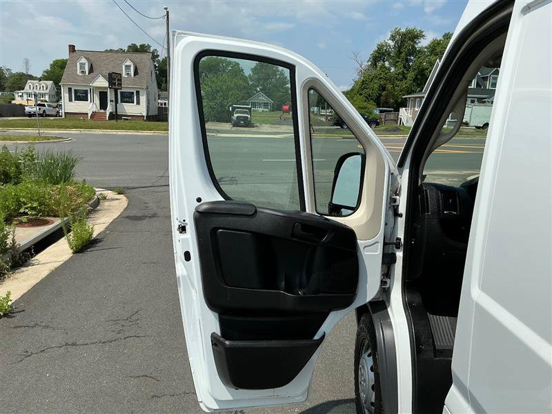 Used 2017 RAM ProMaster 2500 w/ Interior Convenience Group FWD image 18