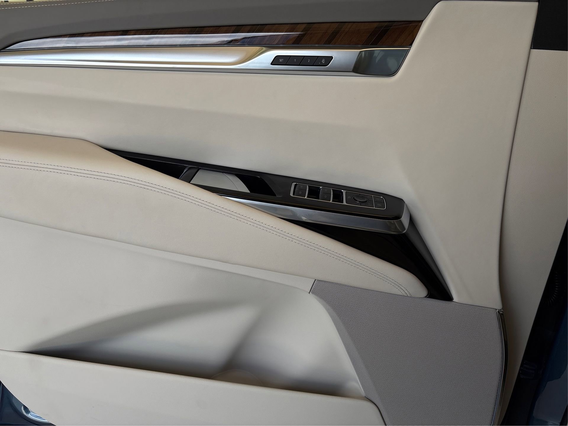 New 2026 Cadillac Escalade ESV Platinum Sport image 21