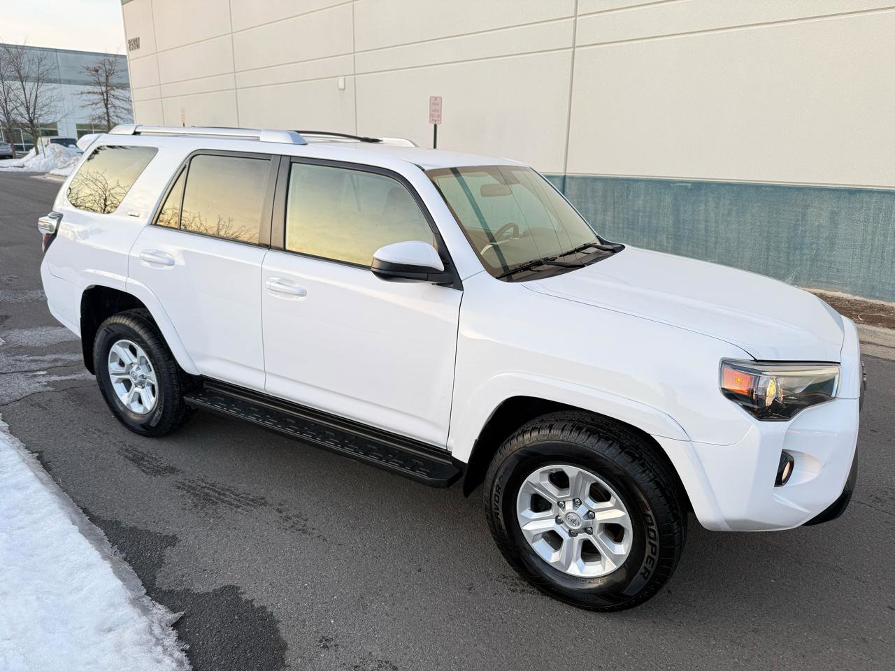 Used 2015 Toyota 4Runner SR5 image 10