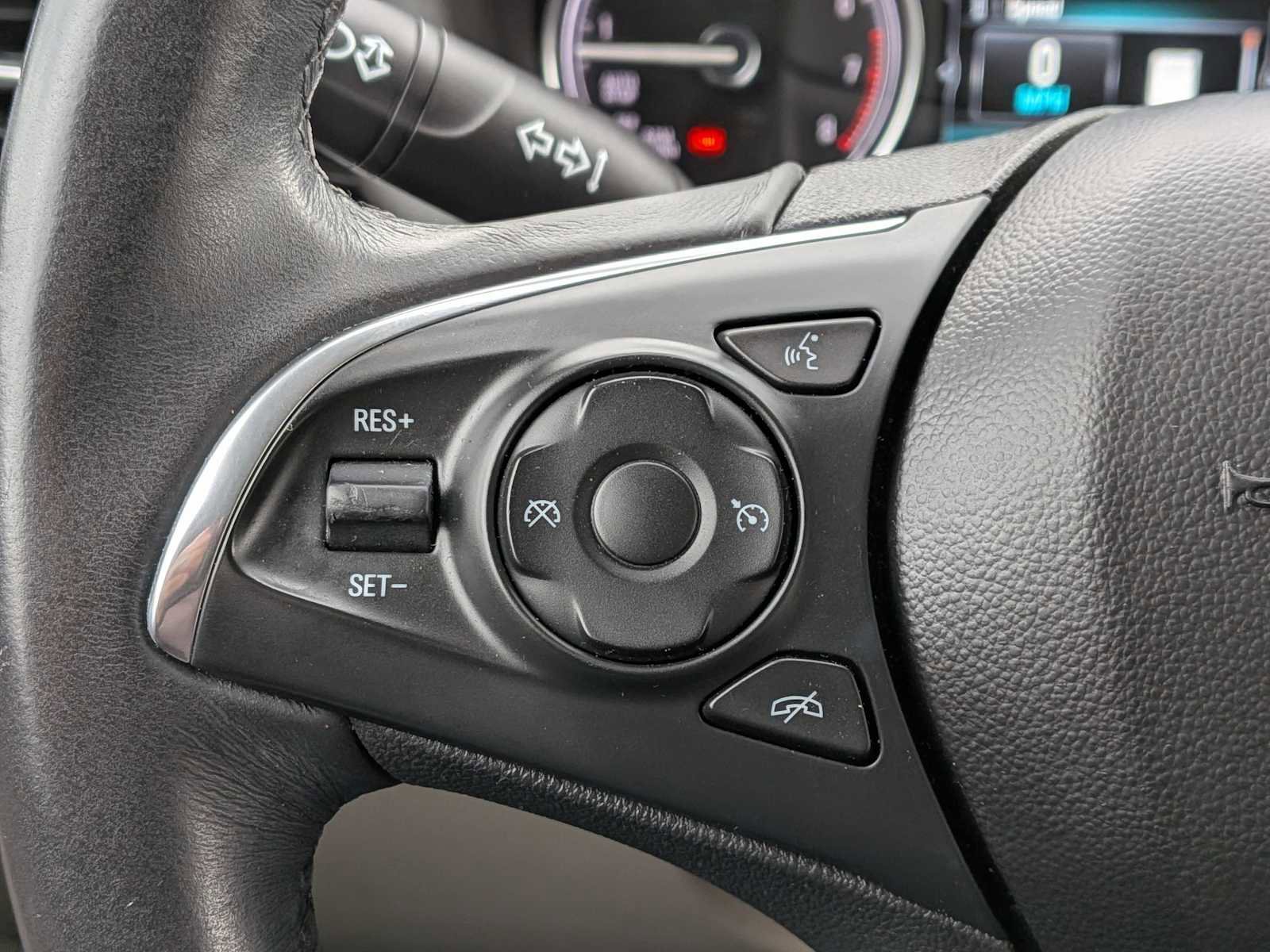 Used 2018 Buick Enclave Essence w/ Trailering Package AWD/4WD image 23