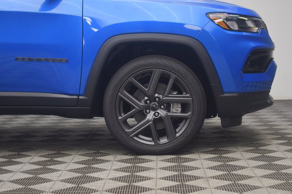 New 2026 Jeep Compass Limited AWD/4WD image 6