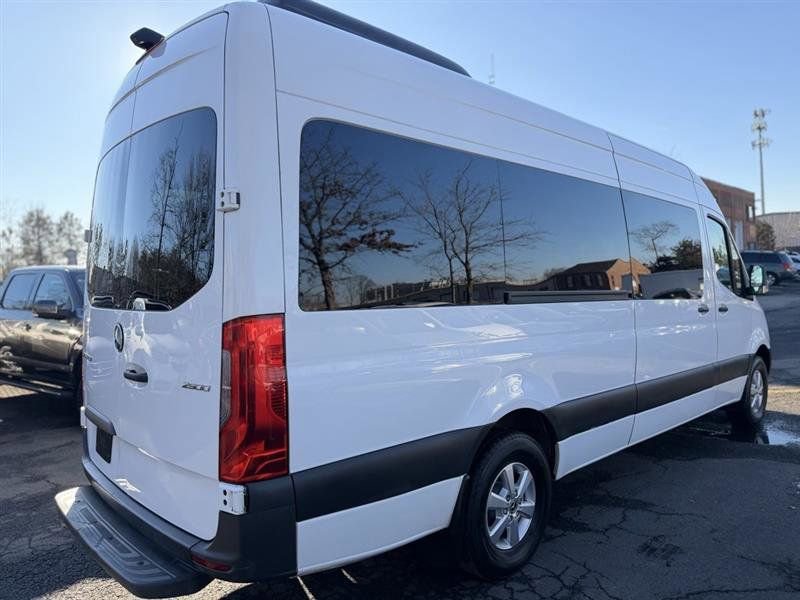 Used 2019 Mercedes-Benz Sprinter 2500 image 3