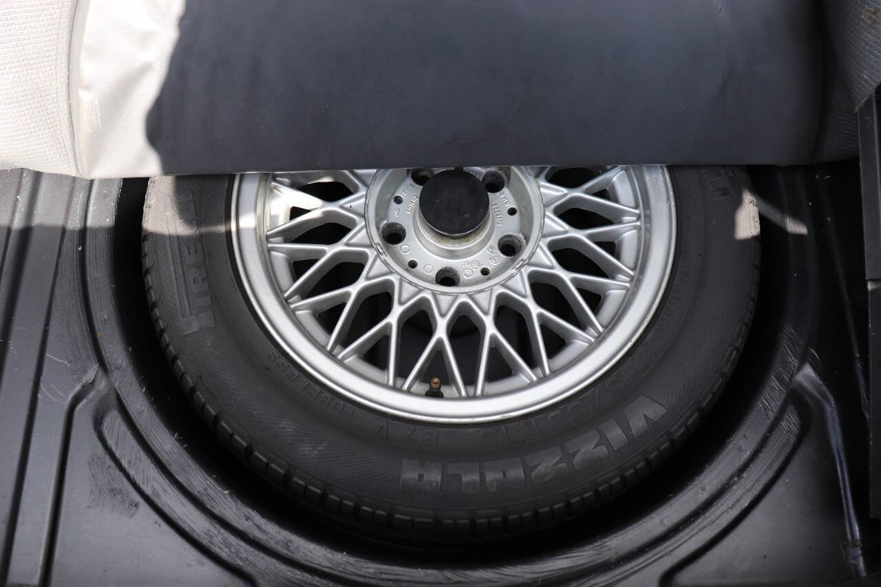 Used 1987 BMW M3 image 28
