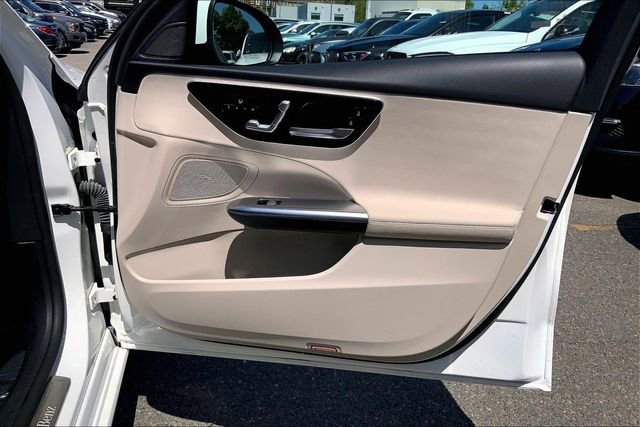 Certified 2023 Mercedes-Benz C 300 4MATIC Sedan image 19