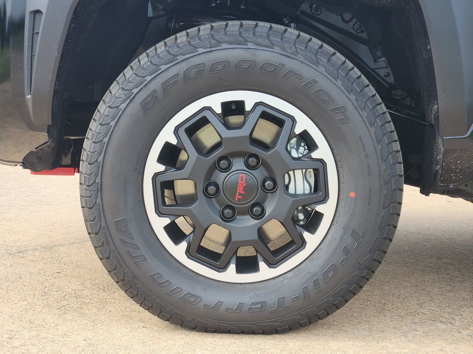 New 2026 Toyota Tacoma TRD Off-Road AWD/4WD image 11