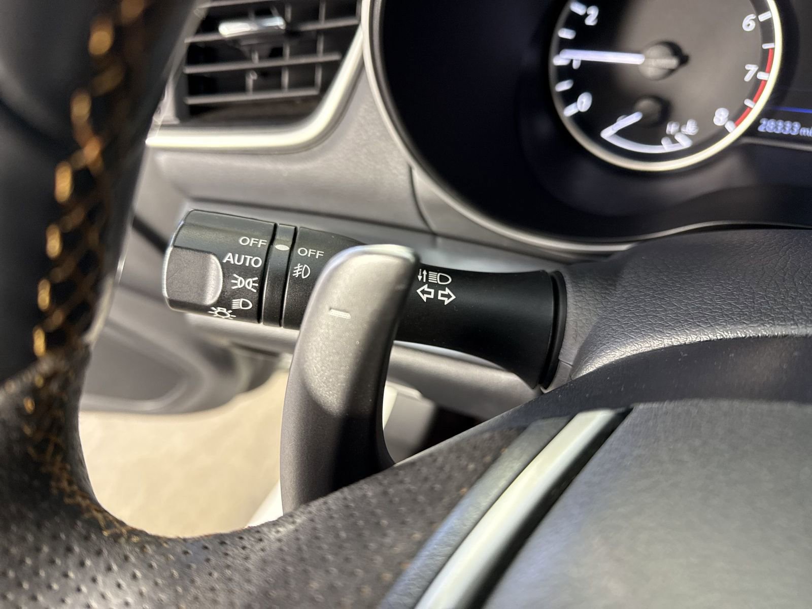 Certified 2023 Nissan Maxima SR w/ Sport Mat Group image 17