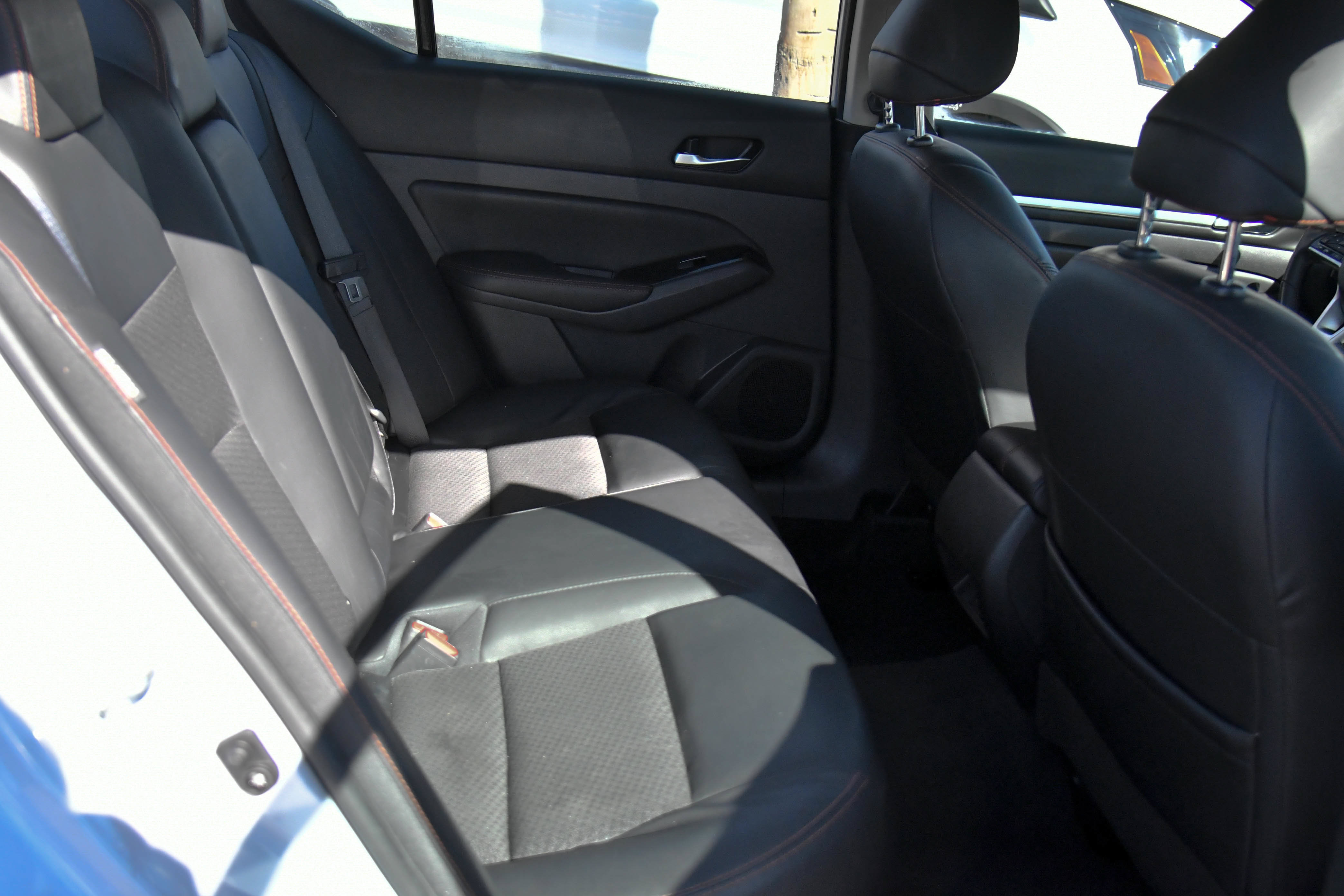Used 2024 Nissan Altima 2.5 SR FWD image 37