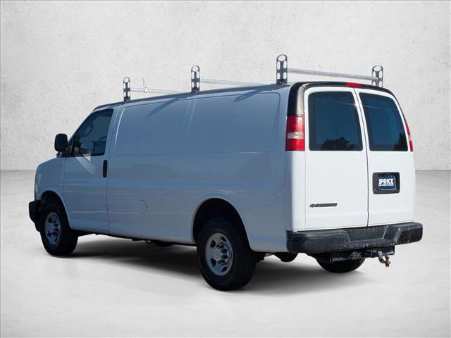 Used 2017 Chevrolet Express 2500 image 8