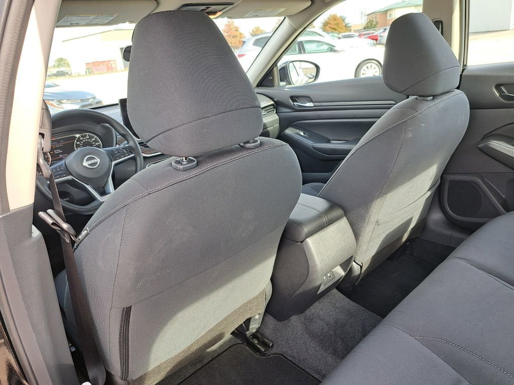 Used 2025 Nissan Altima 2.5 SV w/ SV Special Edition Package image 22