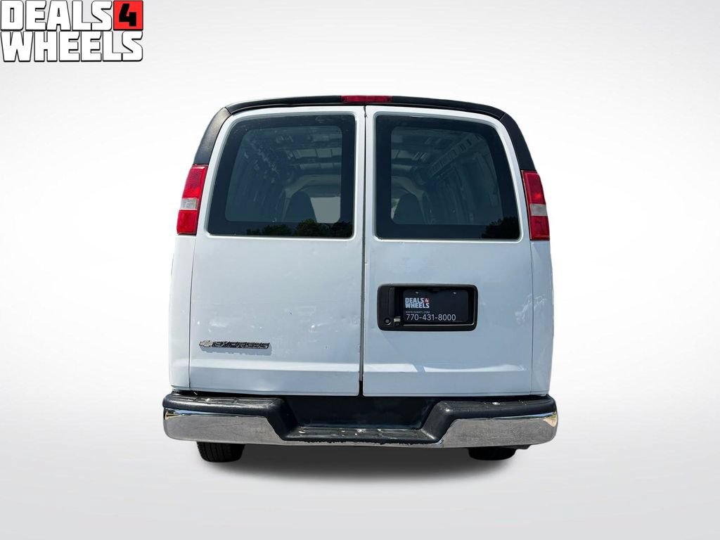 Used 2020 Chevrolet Express 2500 w/ Communications Package RWD image 4