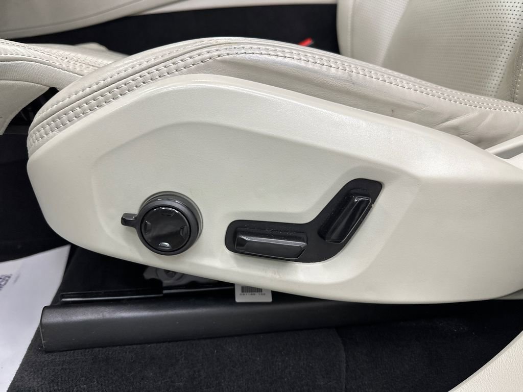 Used 2019 Volvo XC90 T6 Inscription w/ Advanced Package image 10