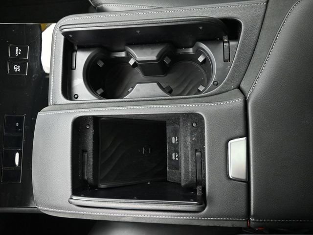 Used 2025 INFINITI QX80 Sensory image 24