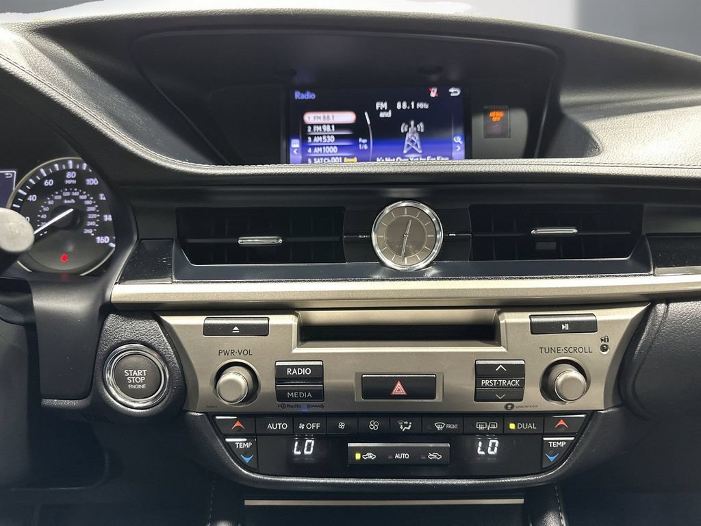 Used 2017 Lexus ES 350 FWD image 19