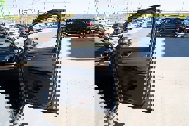 New 2026 Volkswagen Atlas Cross Sport SE image 15