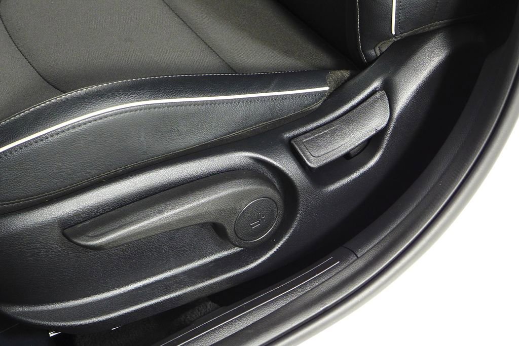 Used 2024 Kia Forte GT-Line image 22