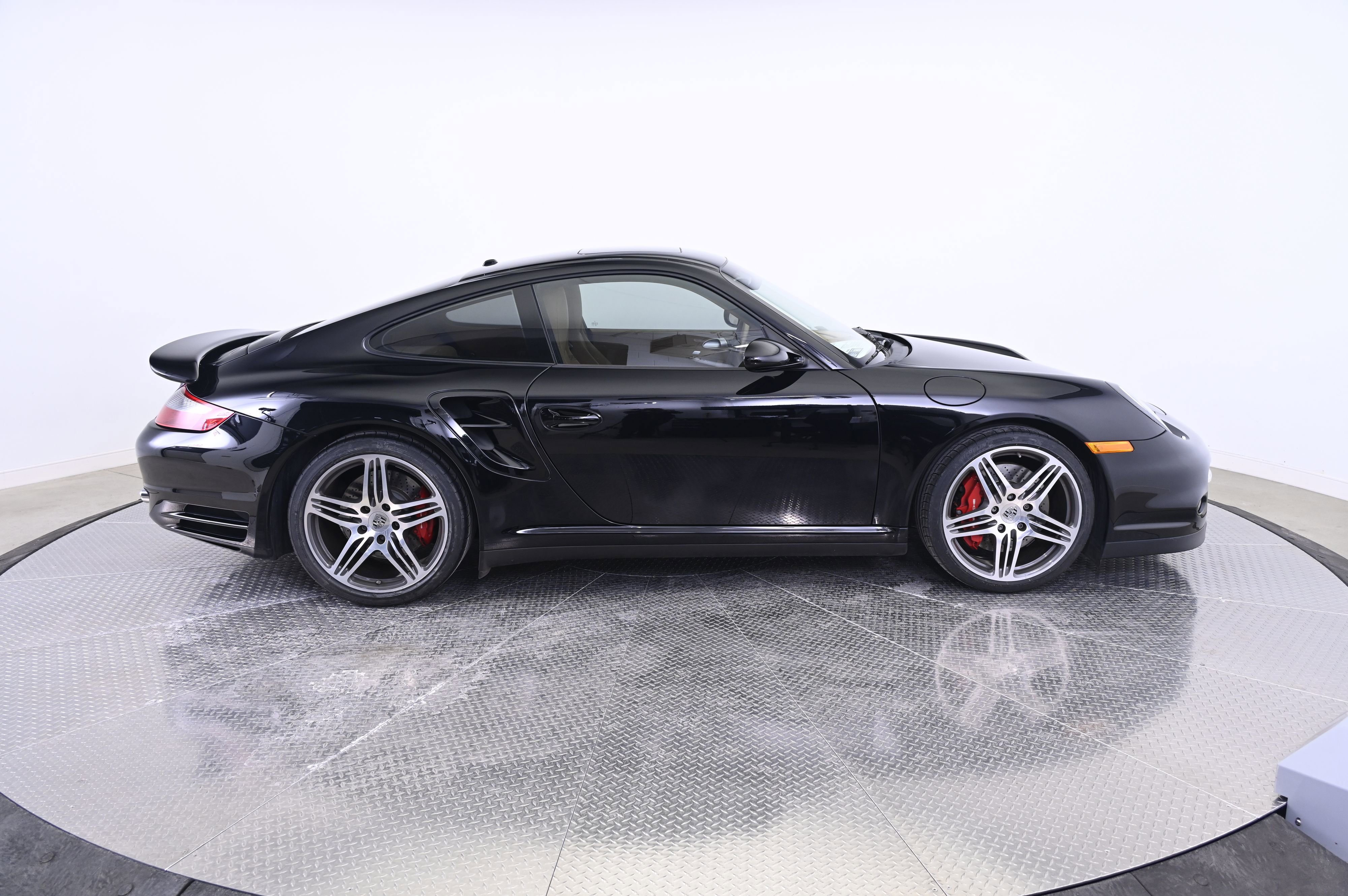 Used 2009 Porsche 911 Turbo image 8