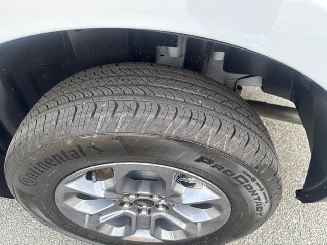 Used 2026 Ford Maverick XLT w/ Equipment Group 301A AWD/4WD image 11