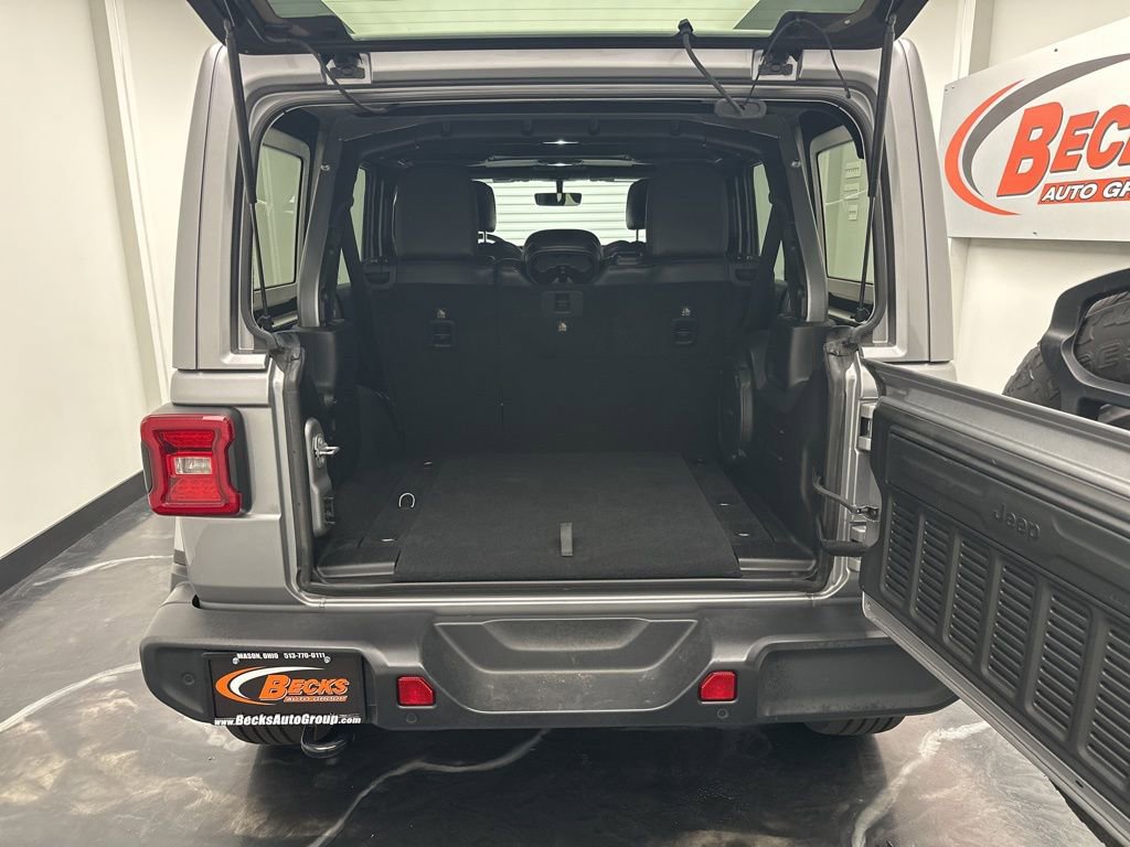 Used 2018 Jeep Wrangler Unlimited Sahara image 26