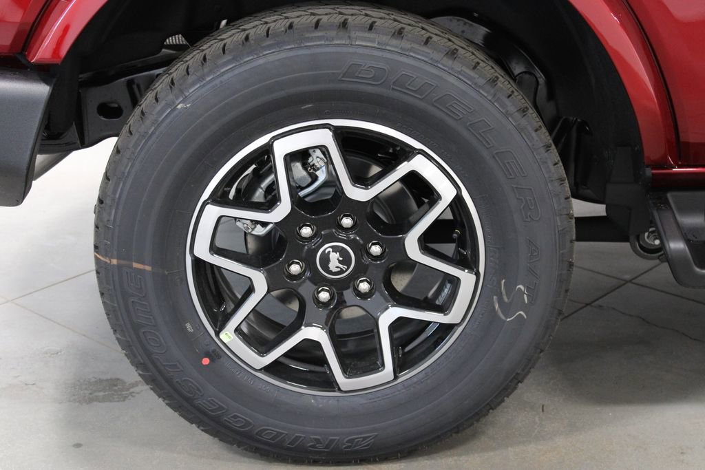 New 2026 Ford Bronco Outer Banks AWD/4WD image 15