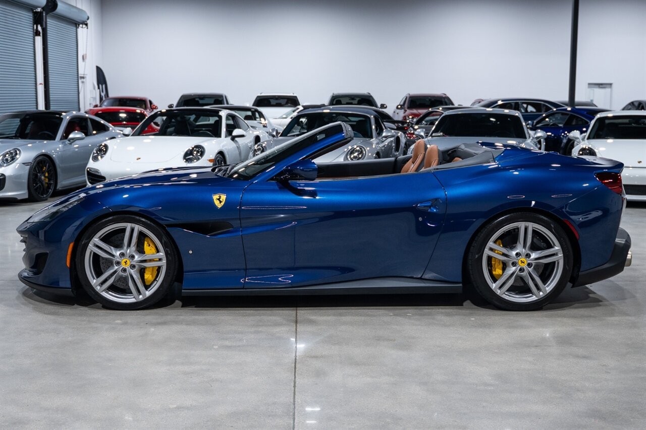 Used 2020 Ferrari Portofino RWD image 3