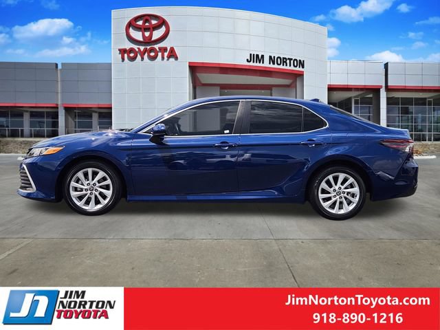 Used 2024 Toyota Camry LE FWD image 5