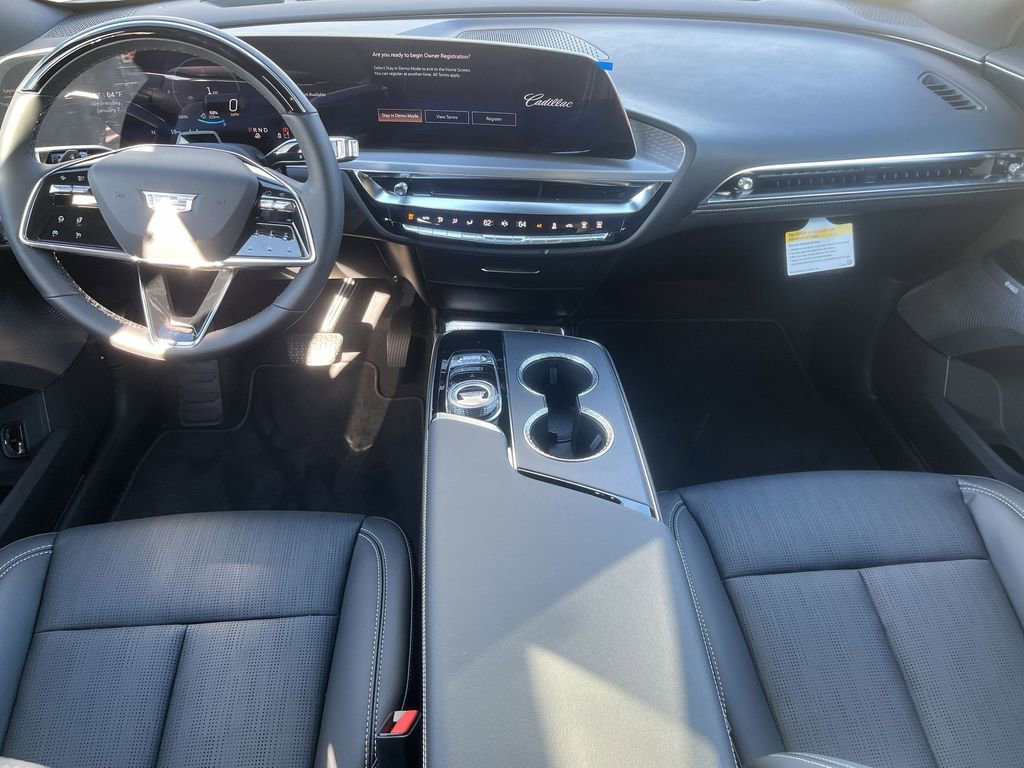 Used 2026 Cadillac Lyriq Premium Luxury image 12