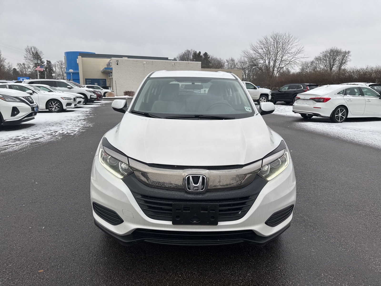 Used 2021 Honda HR-V LX image 2