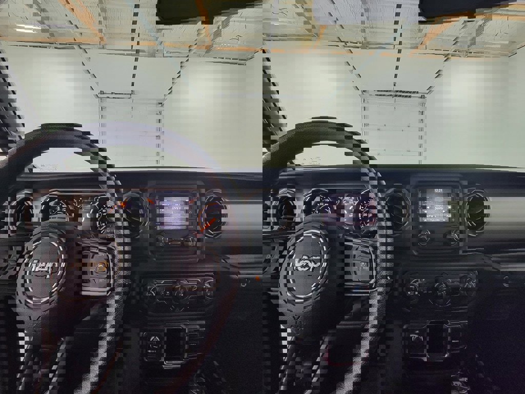 Used 2018 Jeep Wrangler Sport image 16