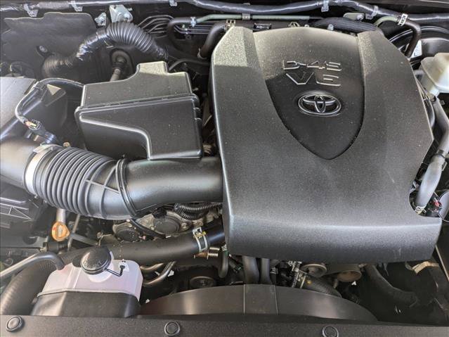 Used 2019 Toyota Tacoma TRD Sport AWD/4WD image 23