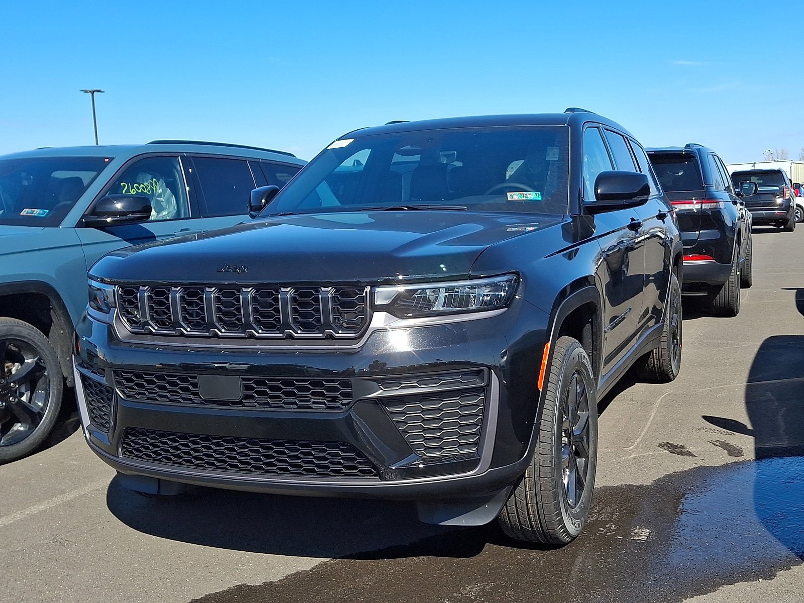 New 2026 Jeep Grand Cherokee L 4WD image 3