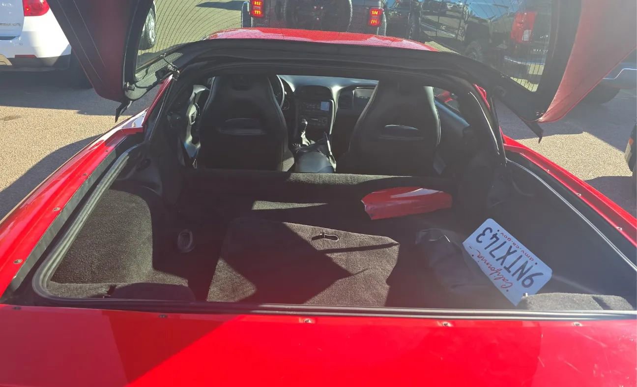 Used 2003 Chevrolet Corvette Coupe image 16