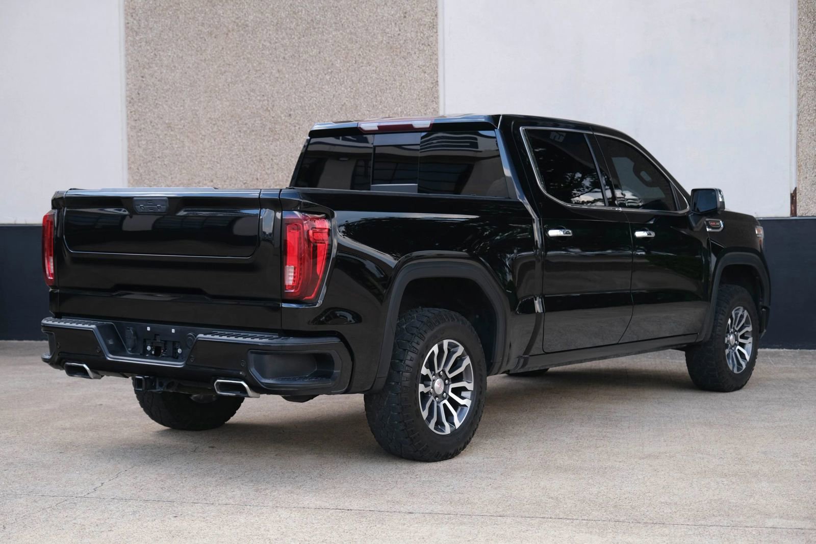 Used 2021 GMC Sierra 1500 Denali w/ Driver Alert Package II AWD/4WD image 15