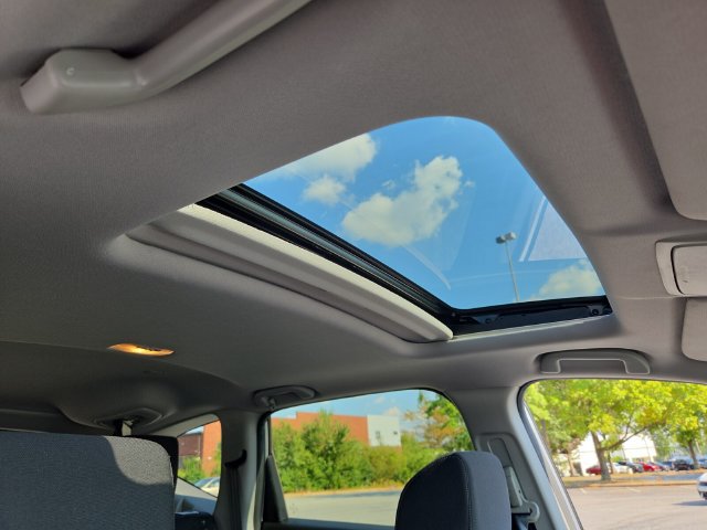 Used 2020 Honda CR-V EX image 19