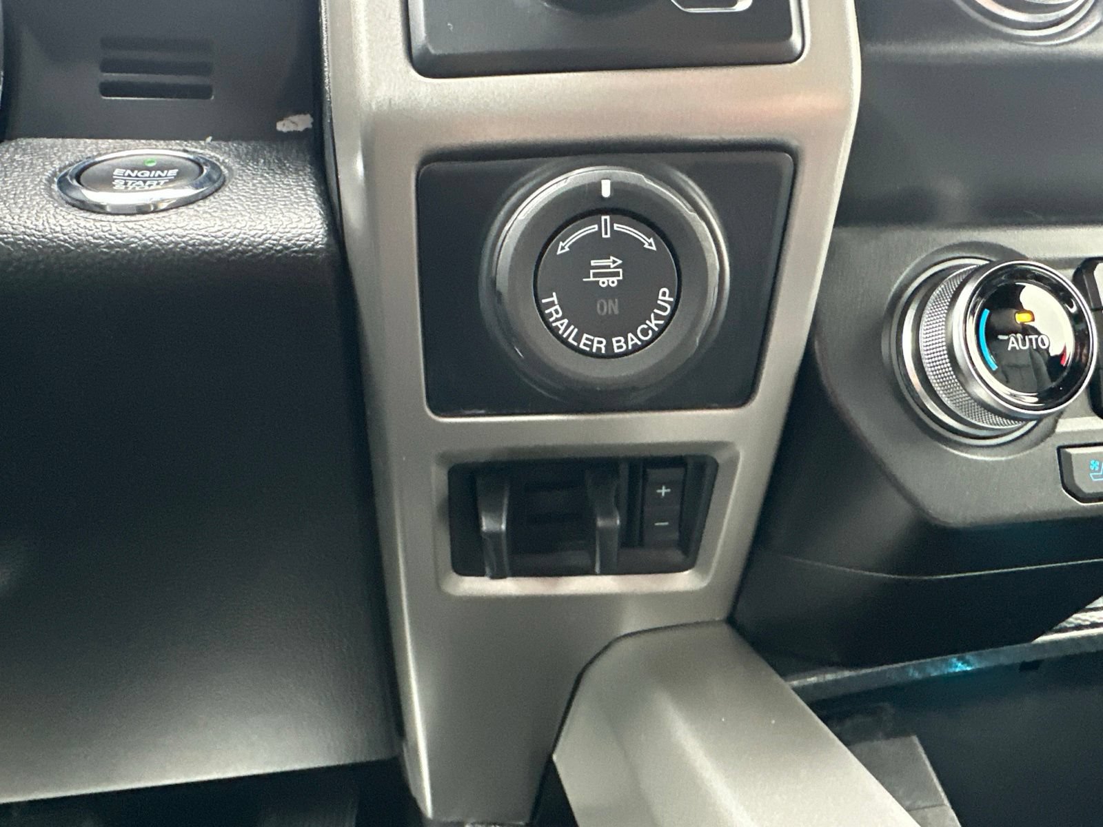 Used 2019 Ford F150 Lariat w/ Equipment Group 502A Luxury AWD/4WD image 71