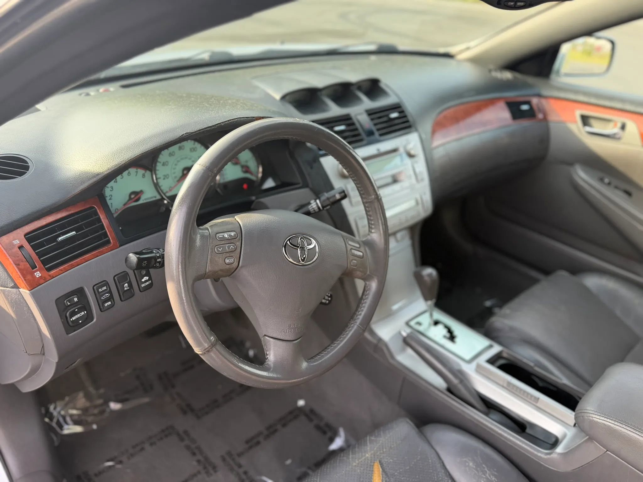 Used 2006 Toyota Solara SE FWD image 22