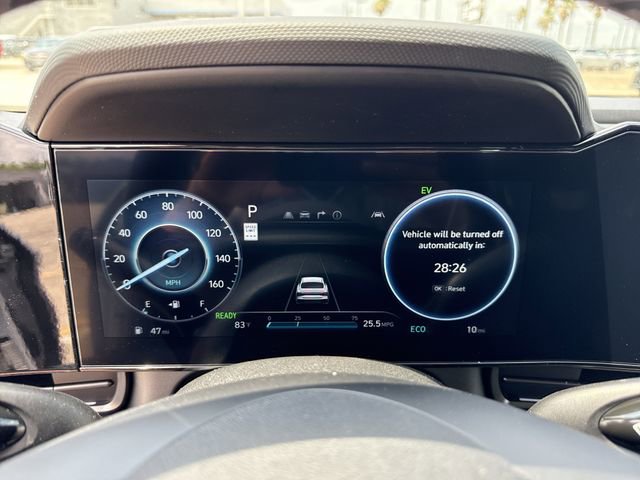 New 2025 Hyundai Elantra SEL image 17