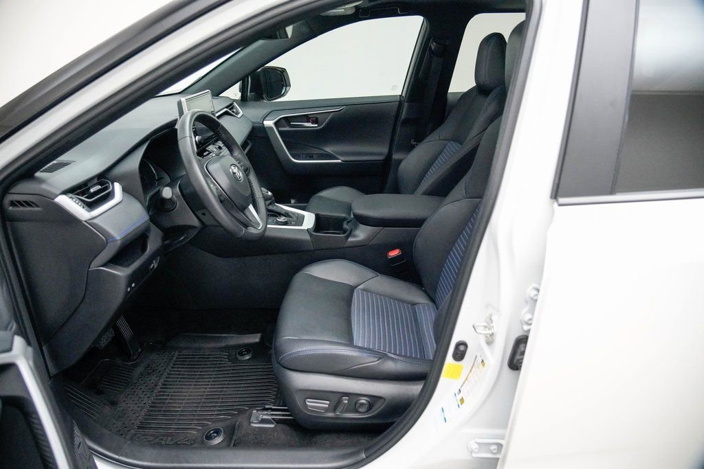 Used 2022 Toyota RAV4 XSE image 23