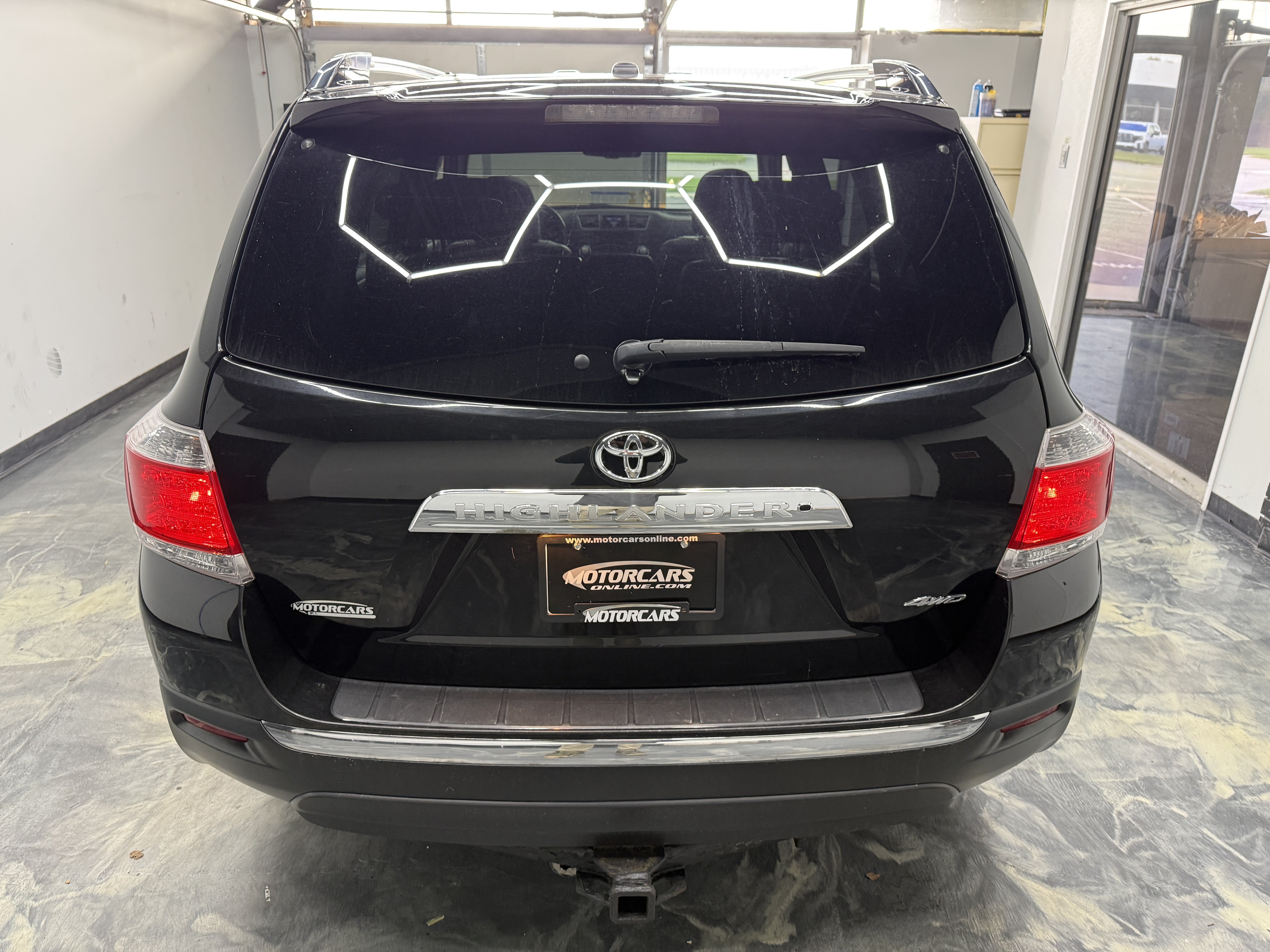 Used 2012 Toyota Highlander Limited AWD/4WD image 4