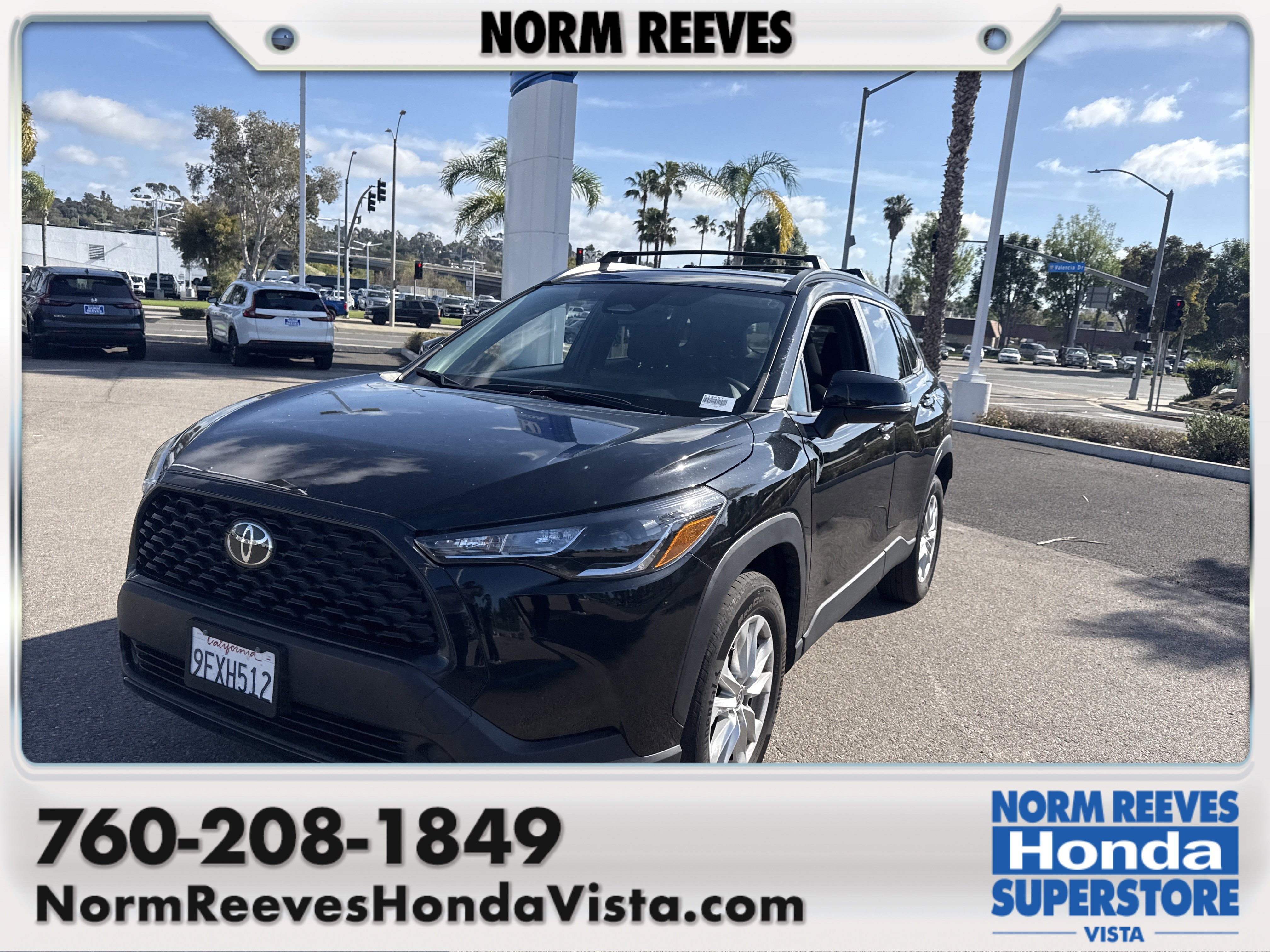 Used 2023 Toyota Corolla Cross LE image 1