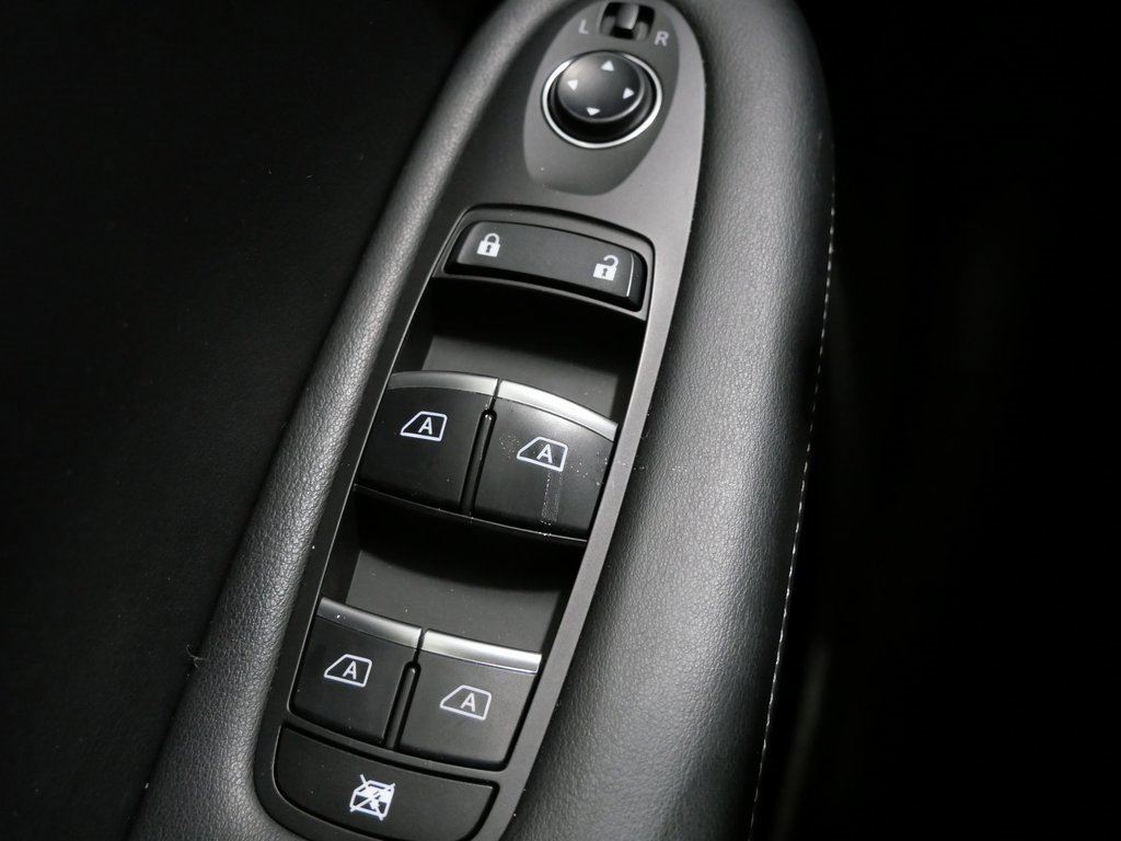 Used 2019 INFINITI QX50 Essential w/ Sensory Package image 14