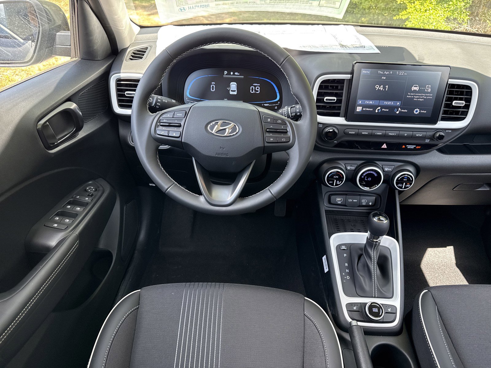 New 2026 Hyundai Venue SEL image 14