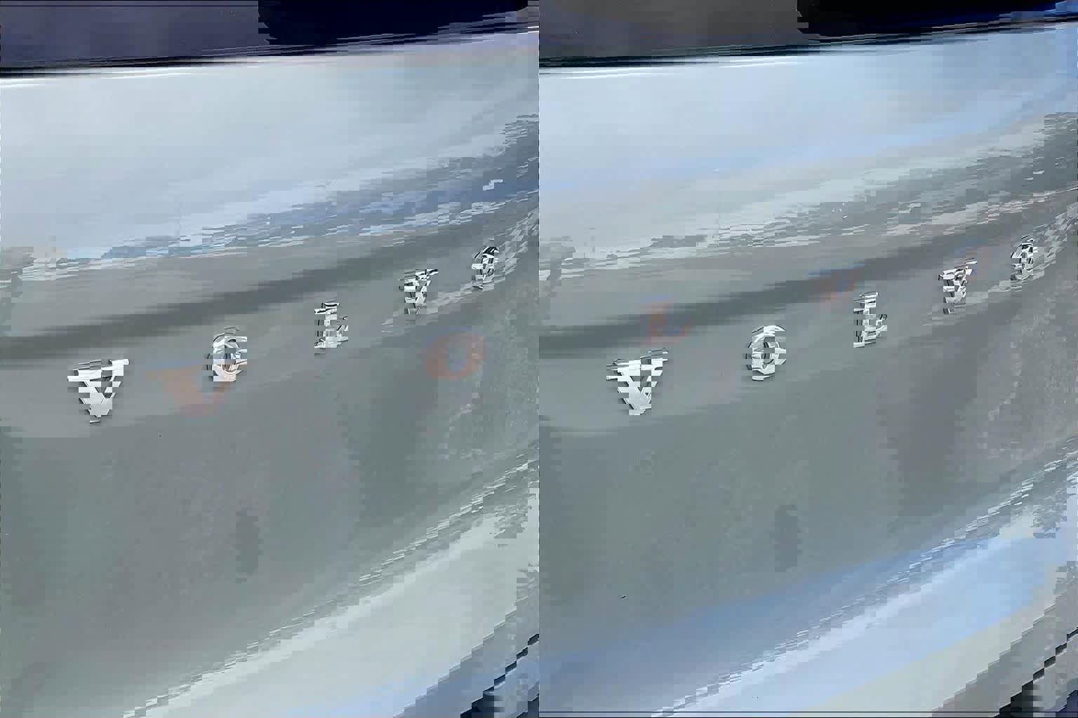 Used 2025 Volvo XC40 B5 Core w/ Protection Package Premier image 32