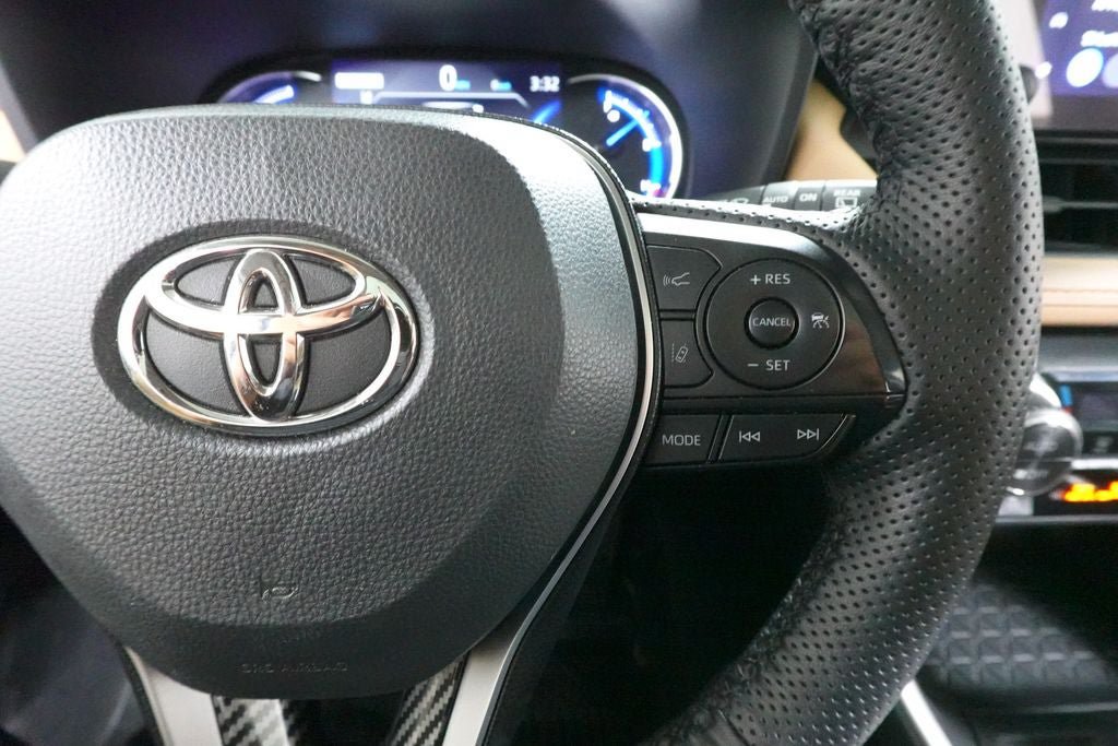 Used 2024 Toyota RAV4 XLE w/ Convenience Package AWD/4WD image 13